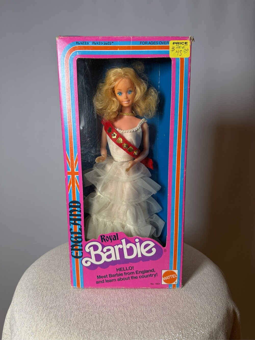 1979 Mattel Royal England Barbie Doll Dolls of the World Collection